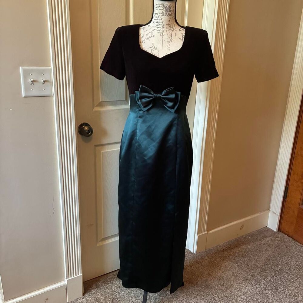 Maggy-london Women's Green and Black Dress
